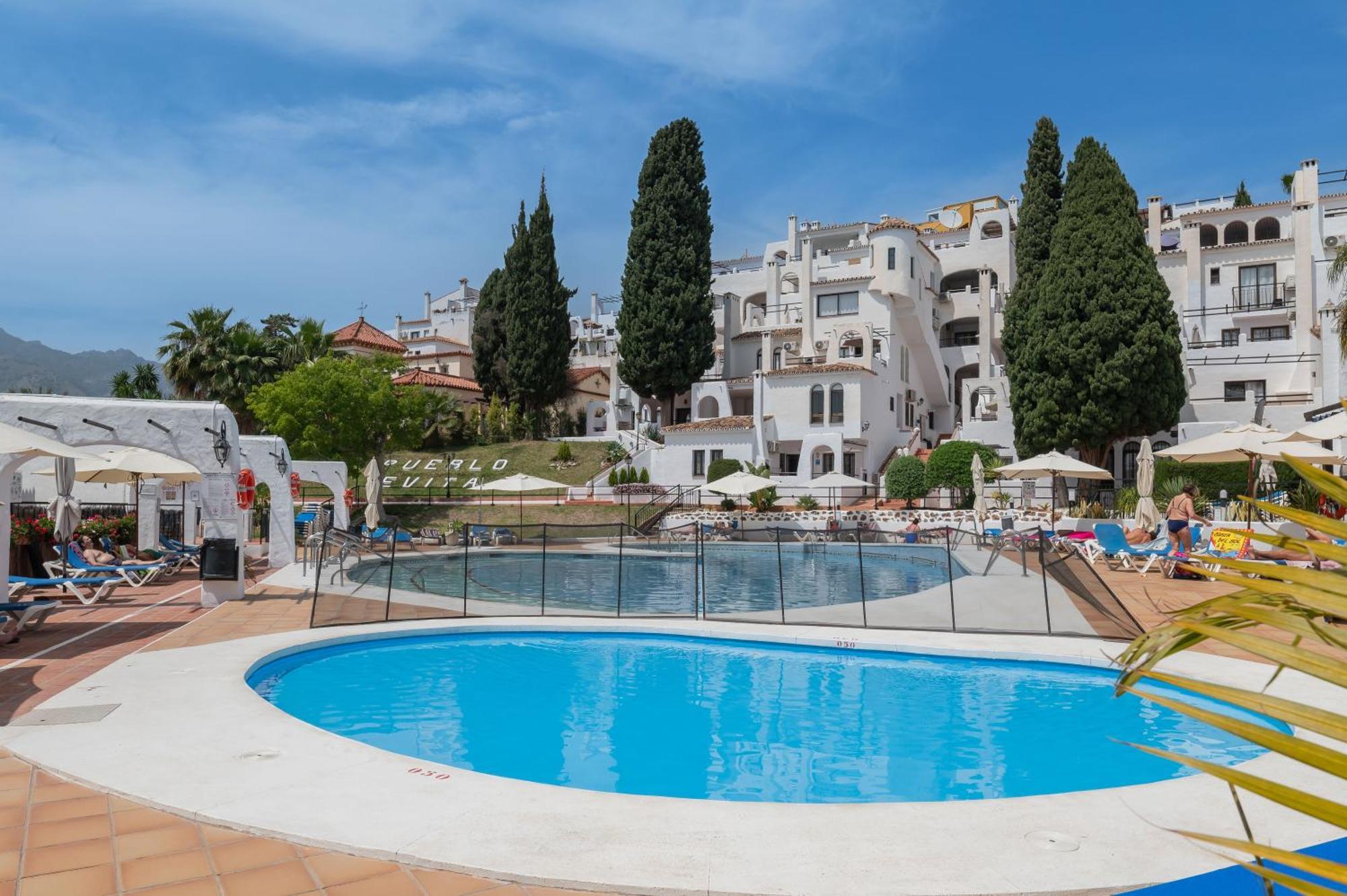 apartamento con amplio porche y bbq Benalmádena Esterno foto